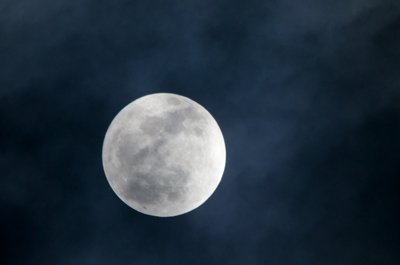 Lune - alternate shoot 1_5370304011_l.jpg